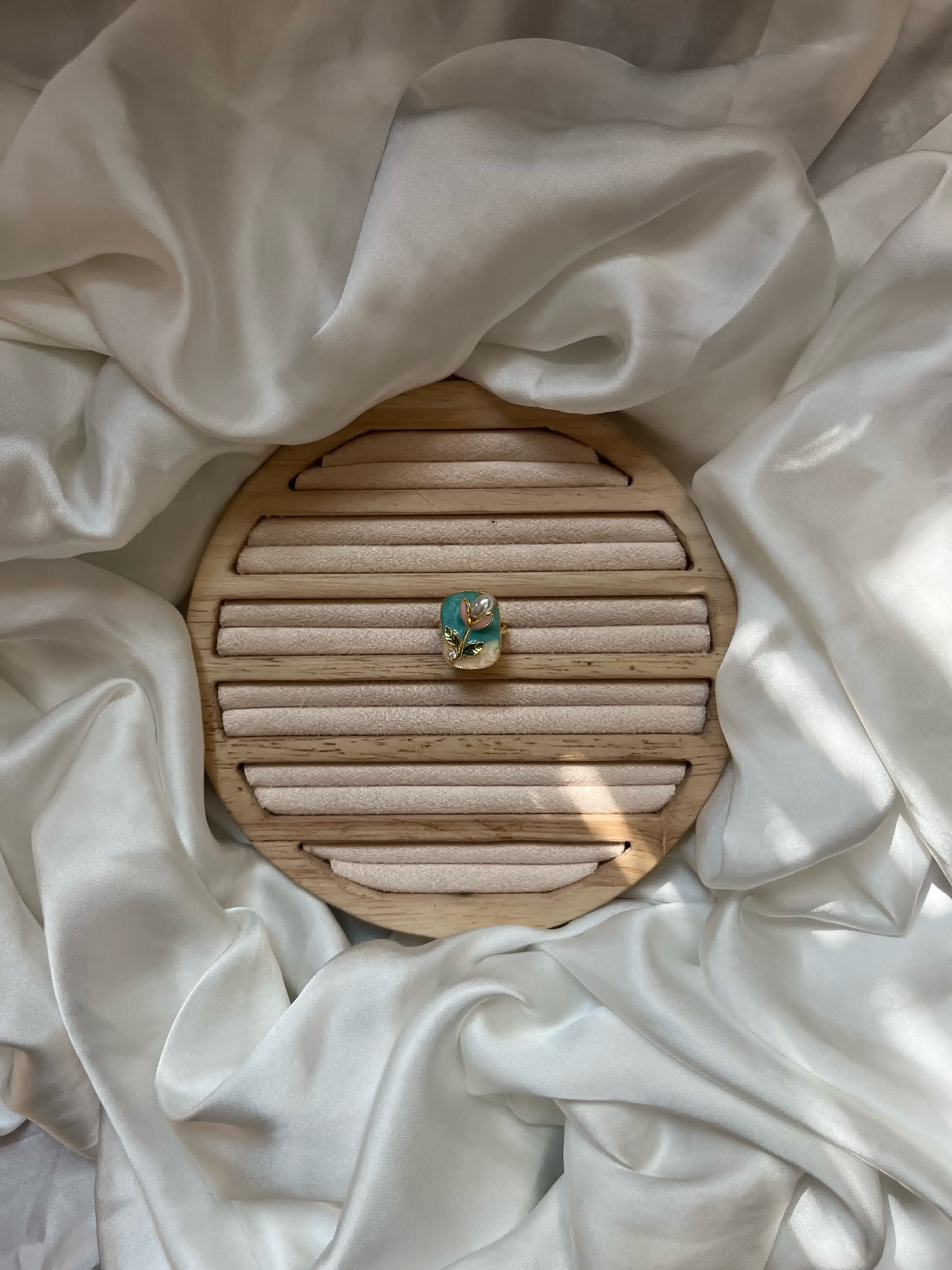Pearl Petal Ring