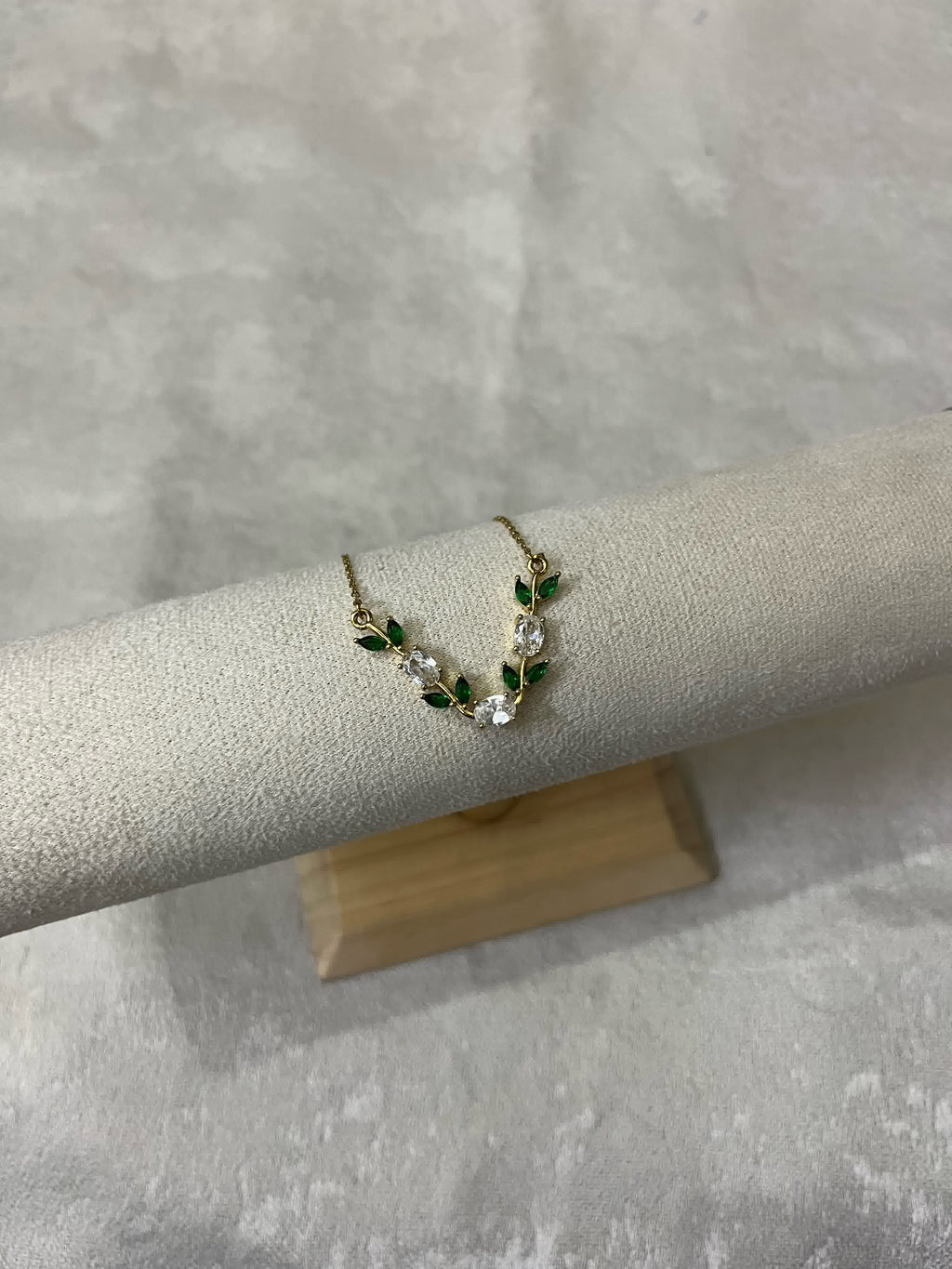 Laurel Bloom Green