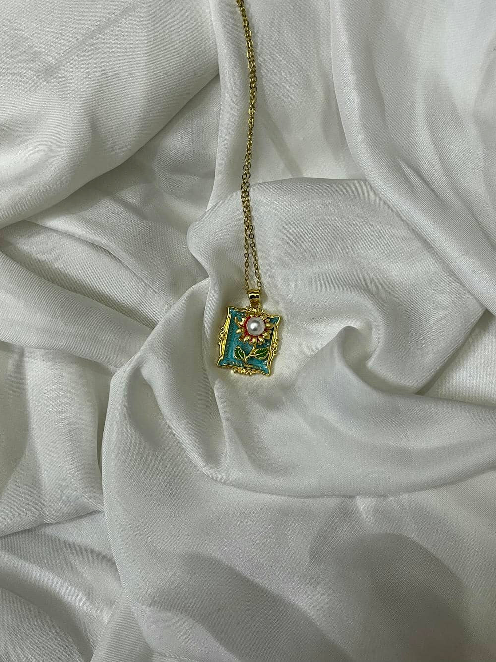 Pearl Sunflower Pendant