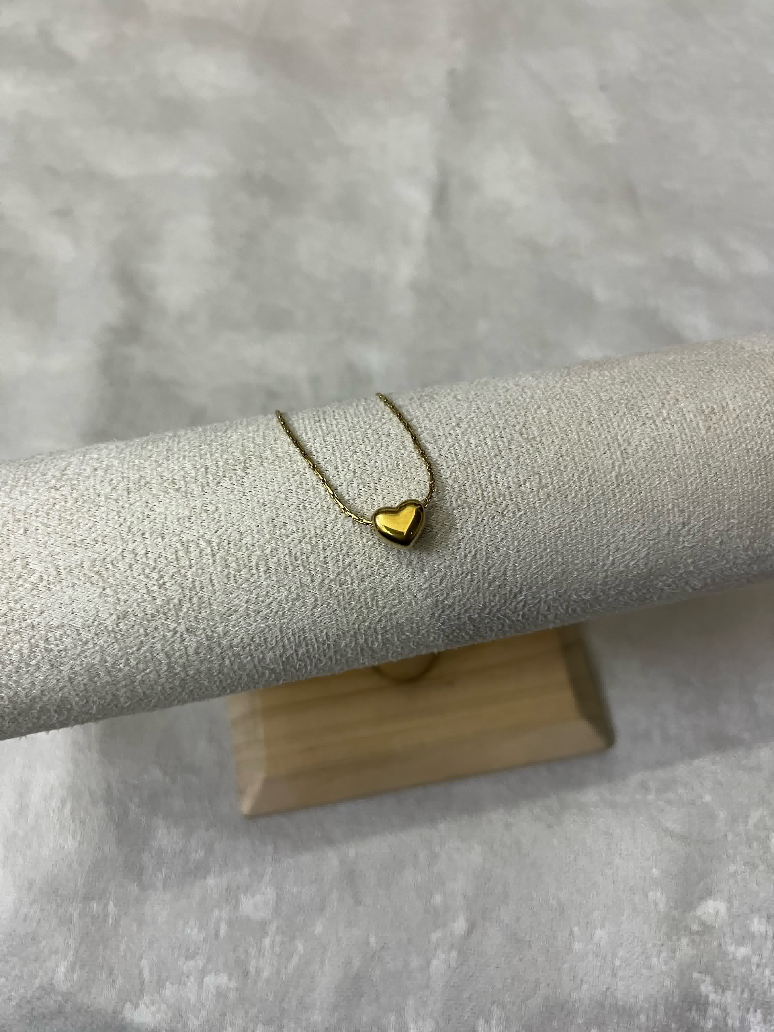 Heartelle Golden