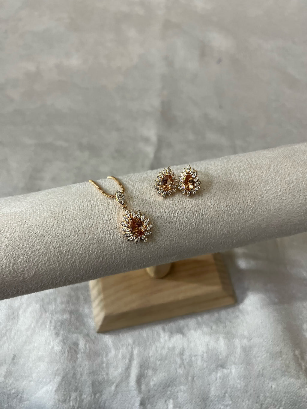 Aurelia Zircon Set Champagne