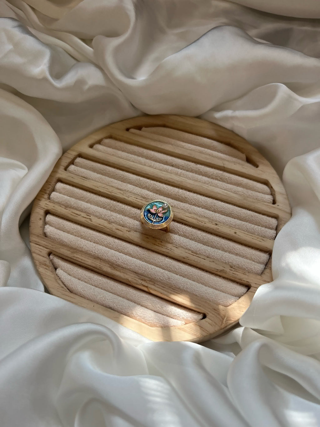 Floral Round Ring