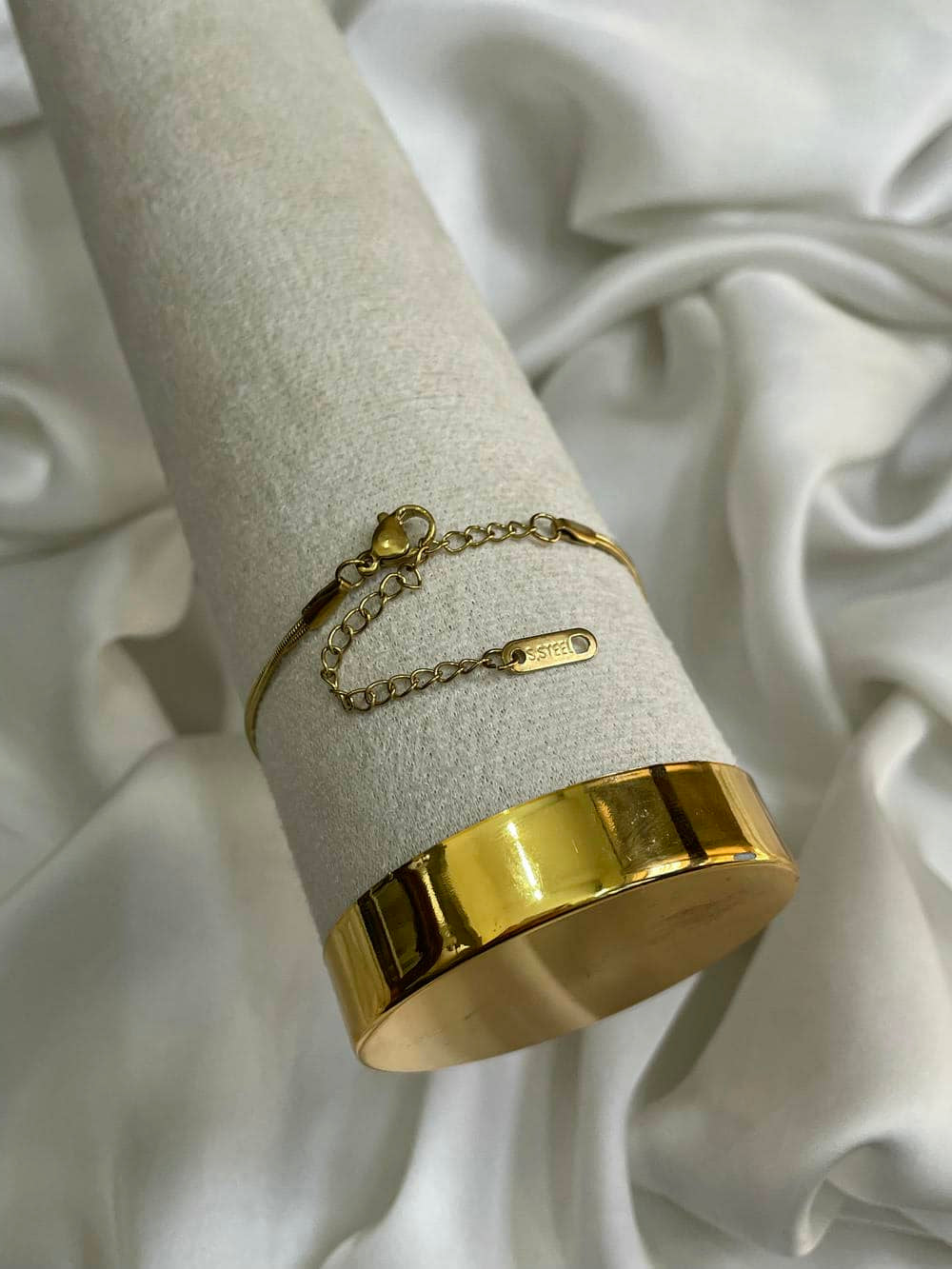 Knot Bracelet