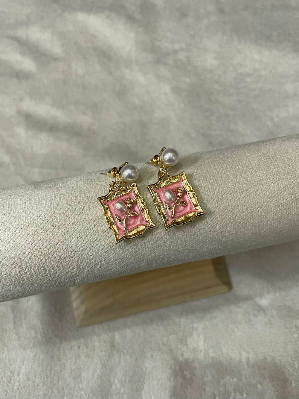 Frame Earrings