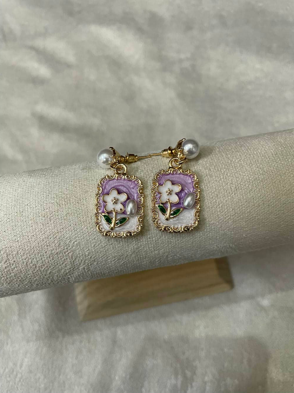 Pearl Earrings
